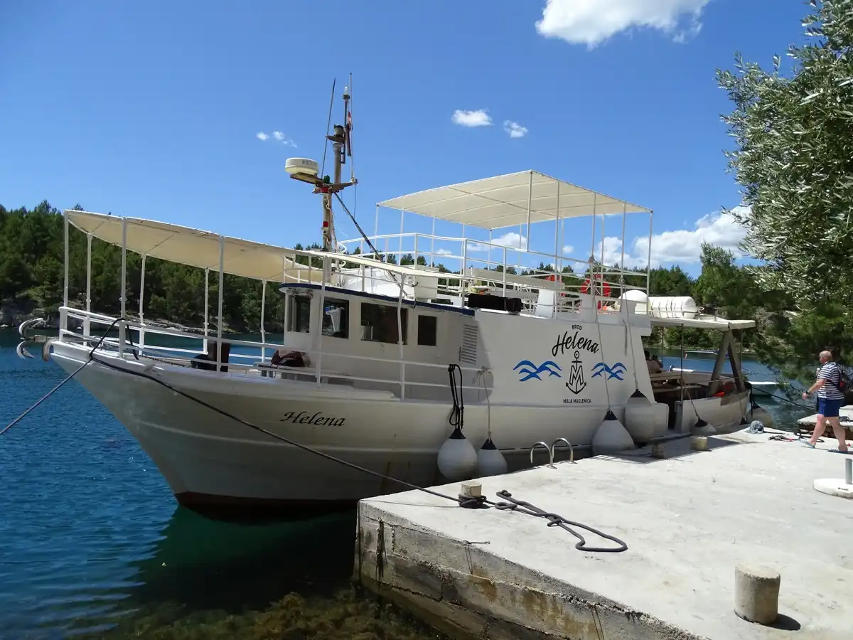 Maslenica Boat Excursions